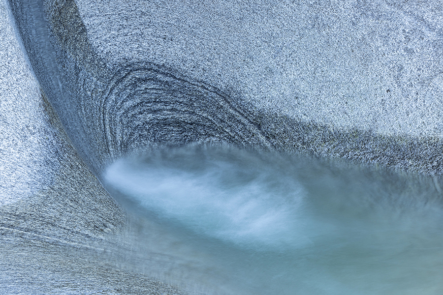Unterwegs im Verzascatal, Verzasca, Tessin, Schweiz, Verzasca Wasserfall