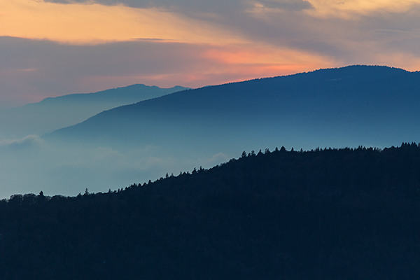 Unterwegs am Creux du Van, Schweizer Jura, Kanton Neuenburg und Waadt