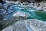 Unterwegs im Verzascatal, Verzasca, Tessin, Schweiz, Verzasca Wasserfall