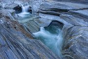 Unterwegs im Verzascatal, Verzasca, Tessin, Schweiz, Verzasca Wasserfall